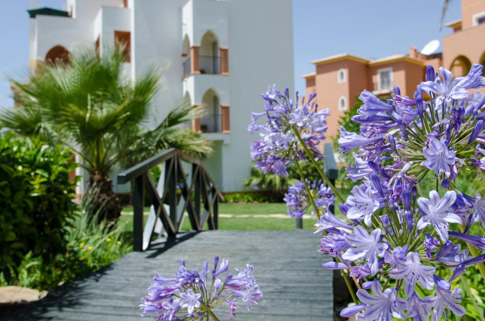 Jardim Da Meia Praia Resort 拉哥斯 外观 照片