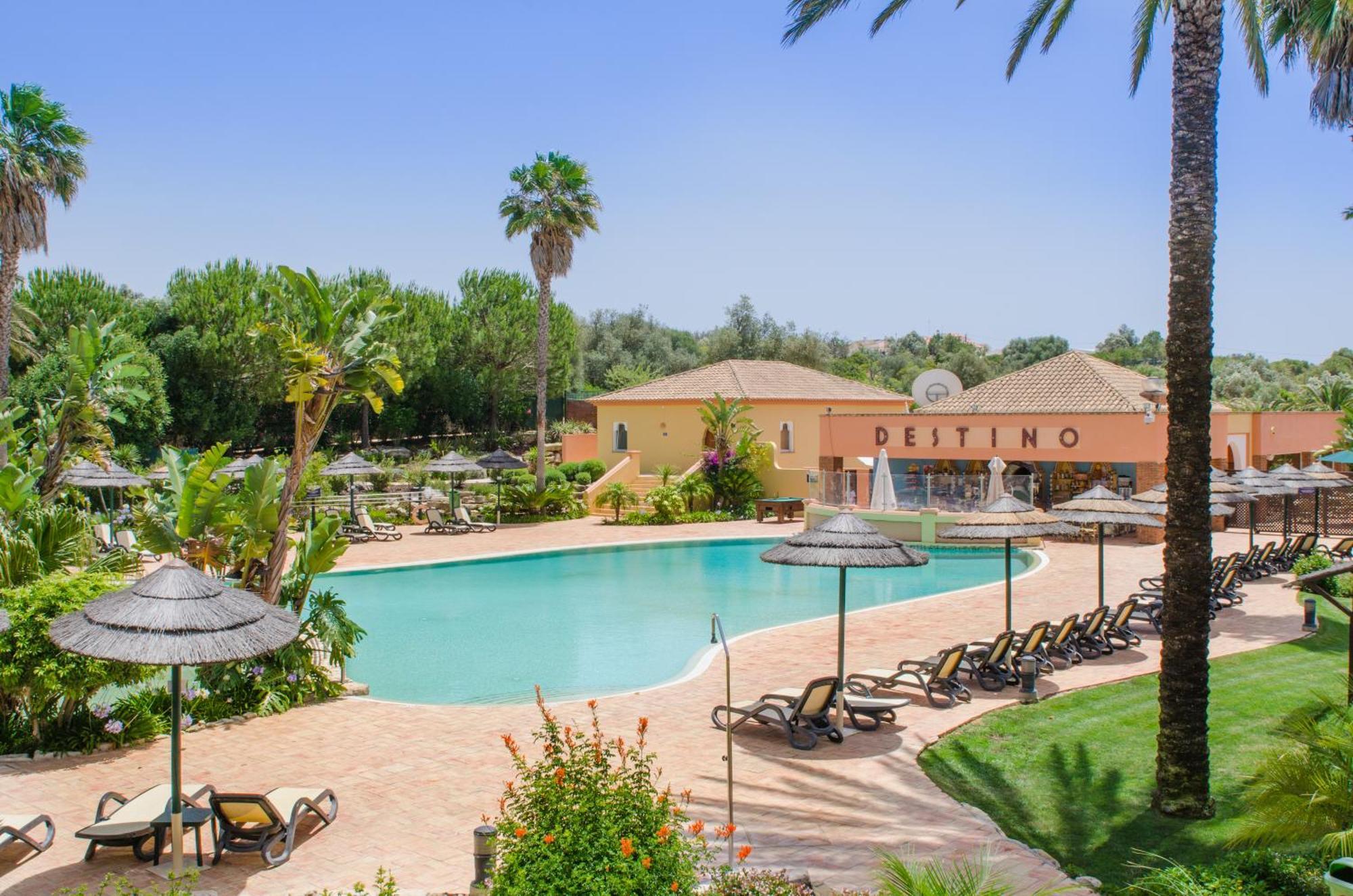 Jardim Da Meia Praia Resort 拉哥斯 外观 照片